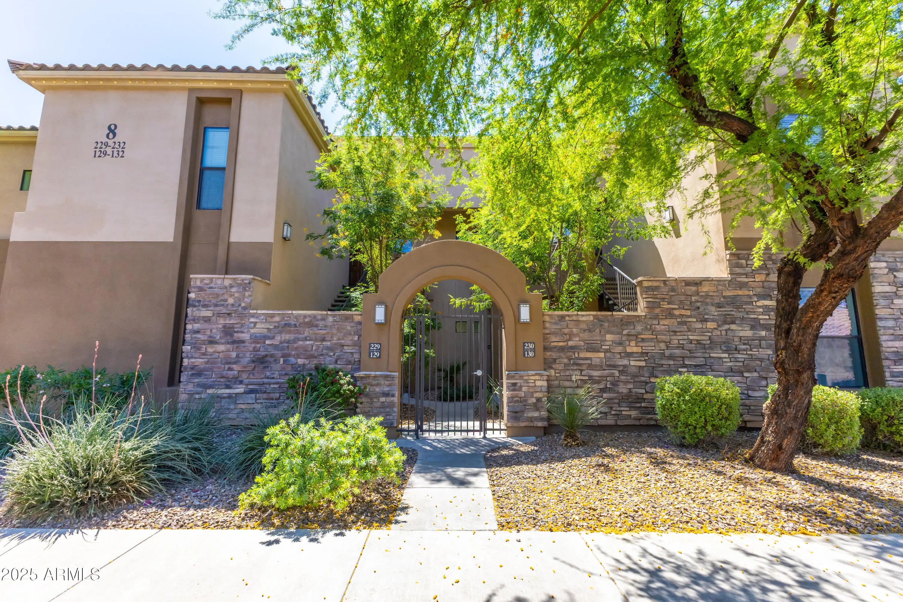 Photo of Listing #6977617