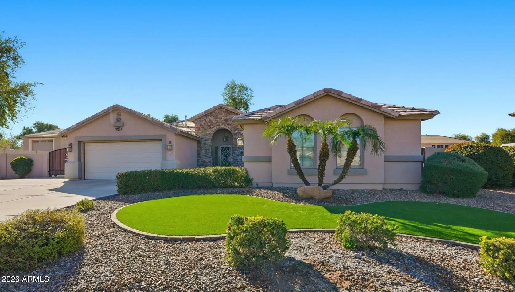 Photo of Listing #6979695