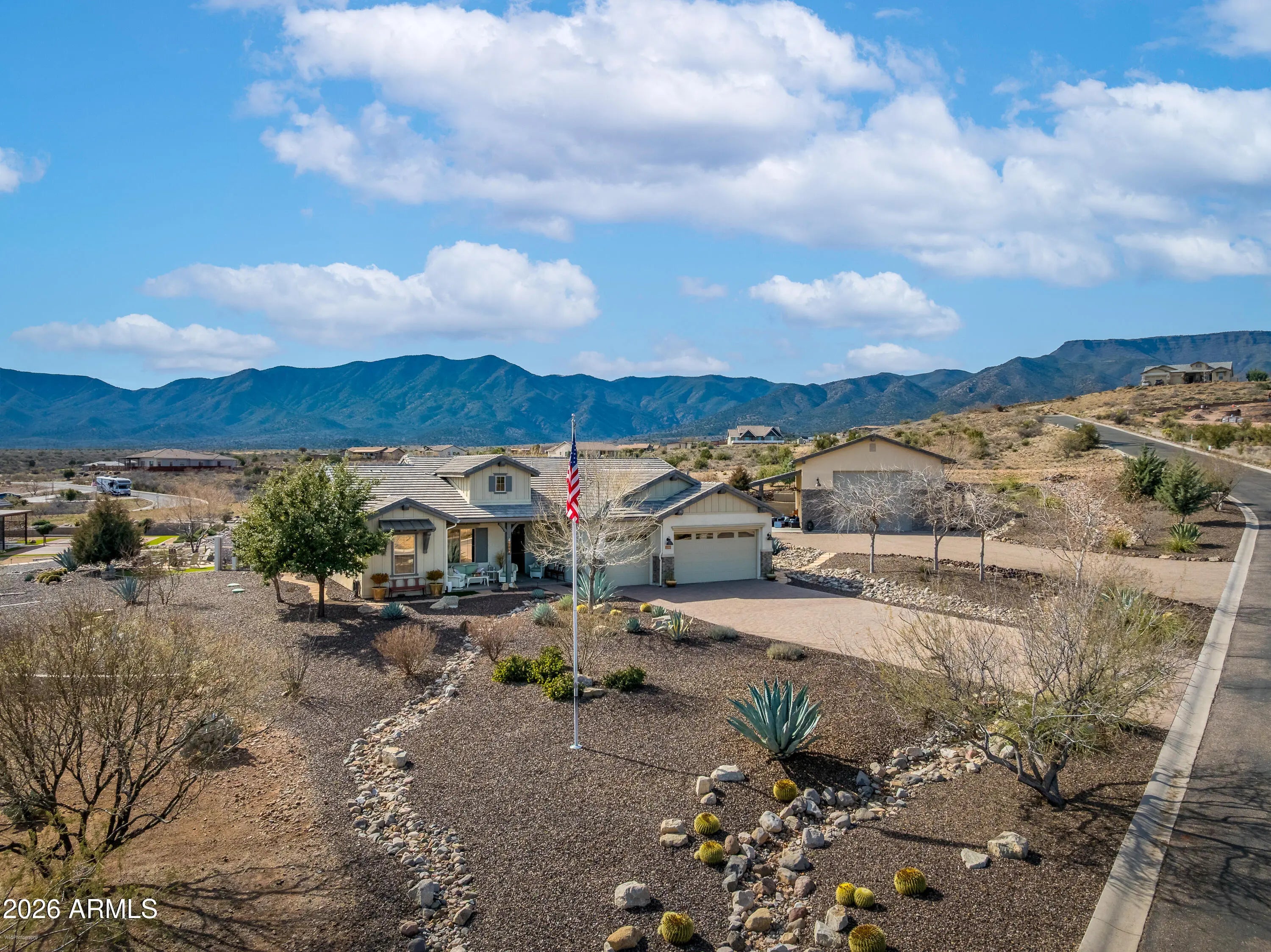 Photo of Listing #6976795