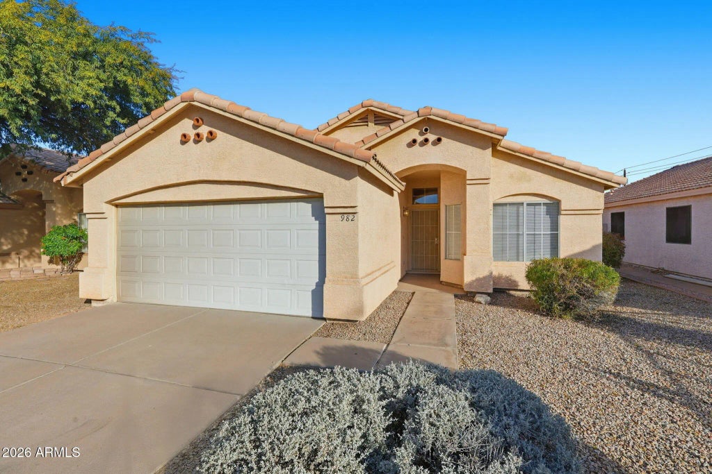 982 E Carla Vista Place, Chandler