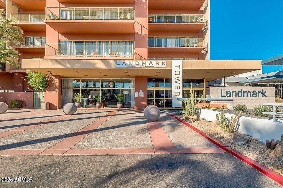 Photo of Listing #6977069