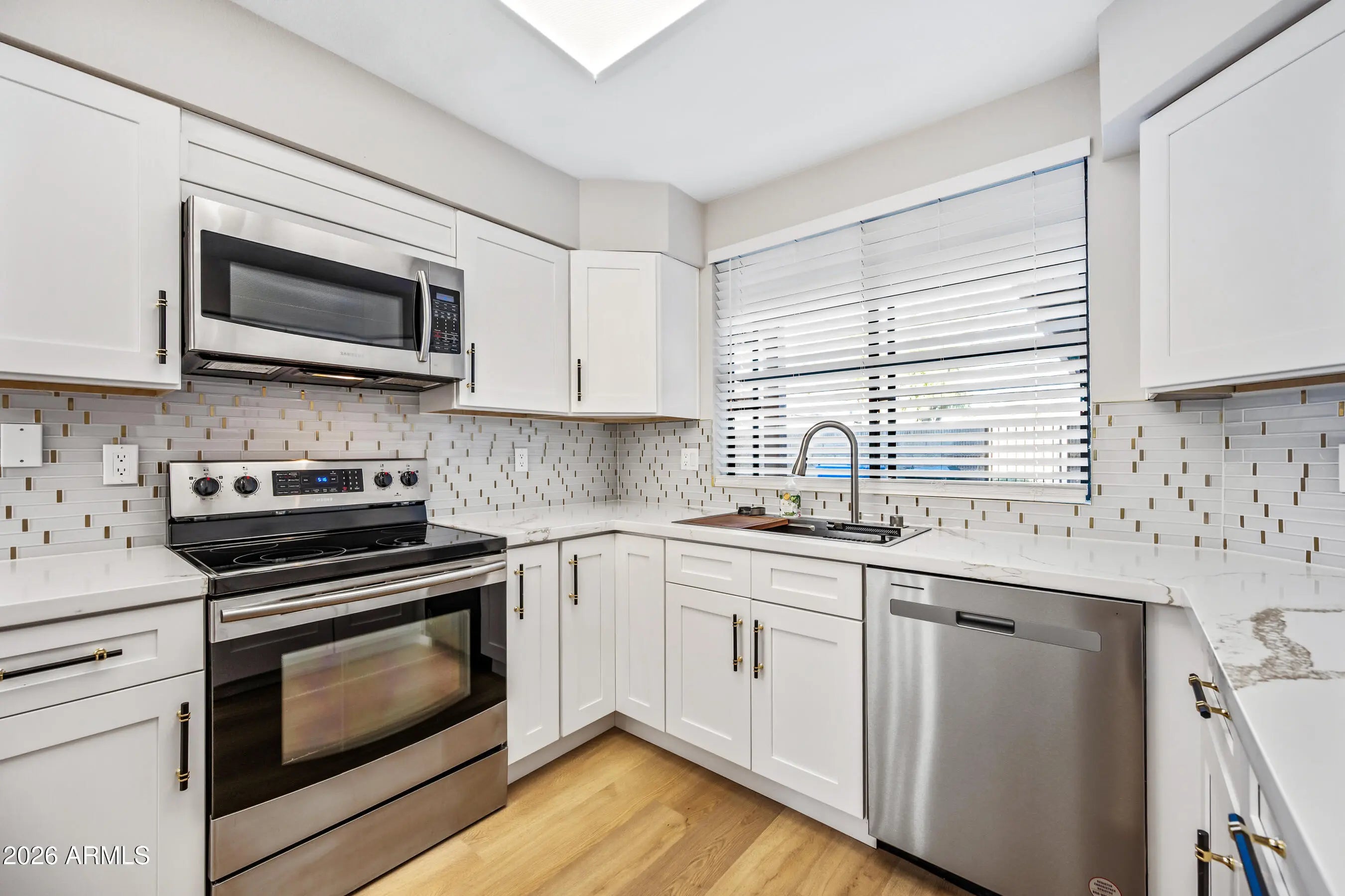 Photo of Listing #6980340