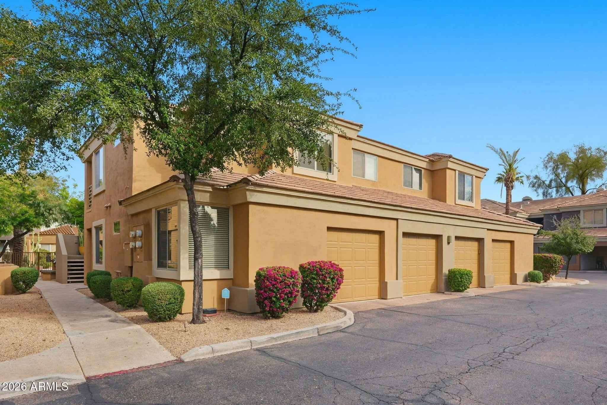 Photo of Listing #6977634