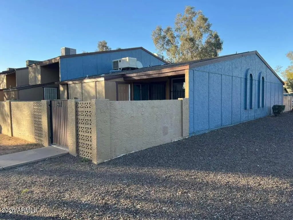 Photo of Listing #6977932