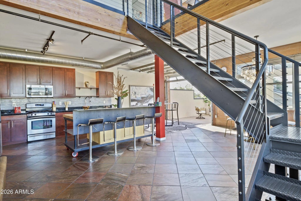 1326 N Central Avenue (unit 210), Phoenix