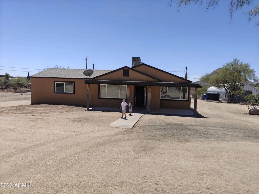 2417 W Roughrider Road, New River