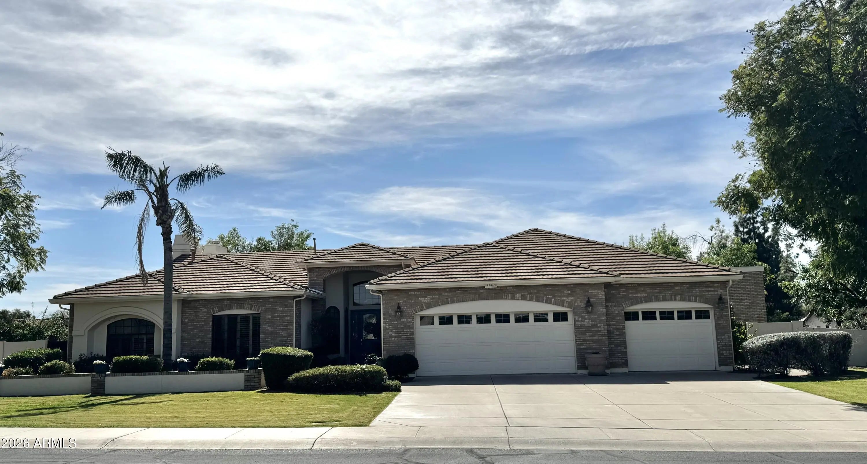 Photo of Listing #6984777