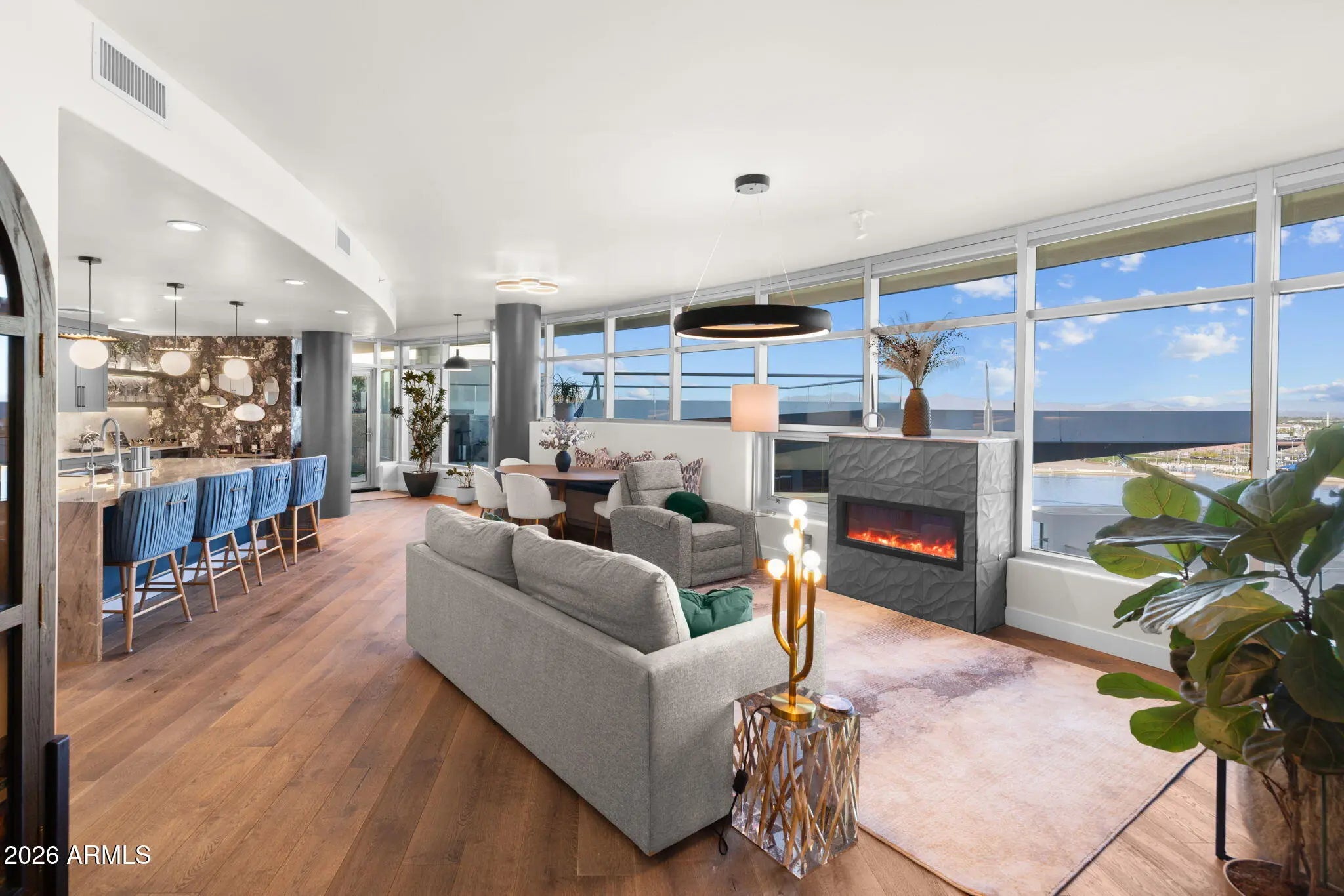 Photo of Listing #6978592