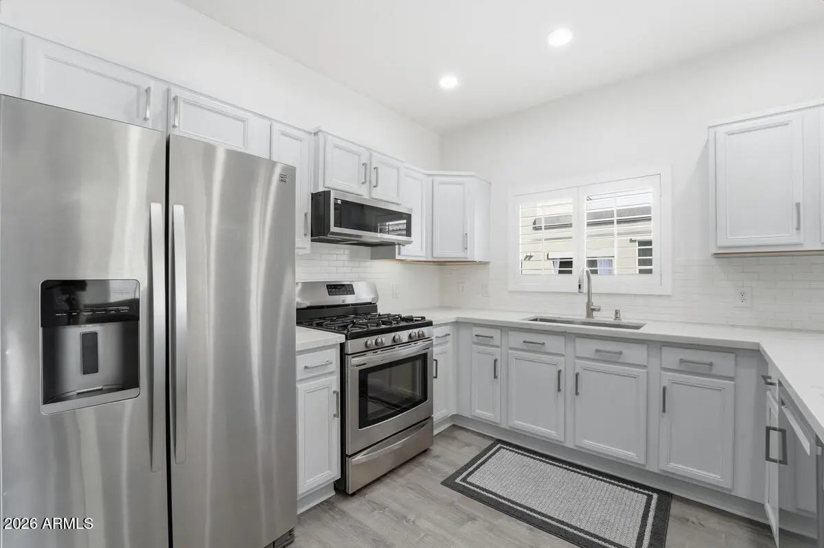 Photo of Listing #6977824