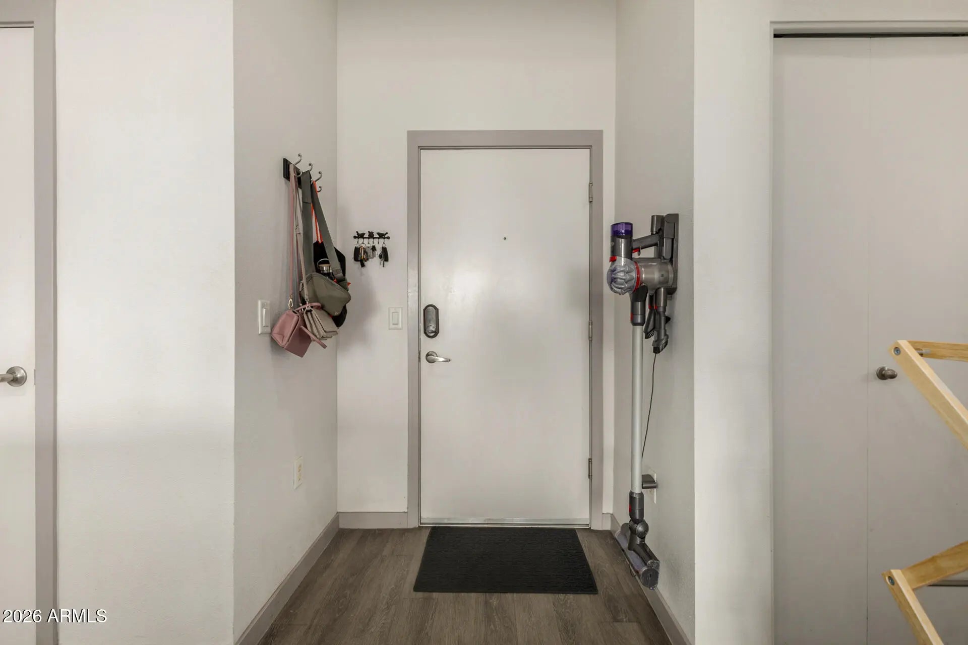 Photo of Listing #6992524