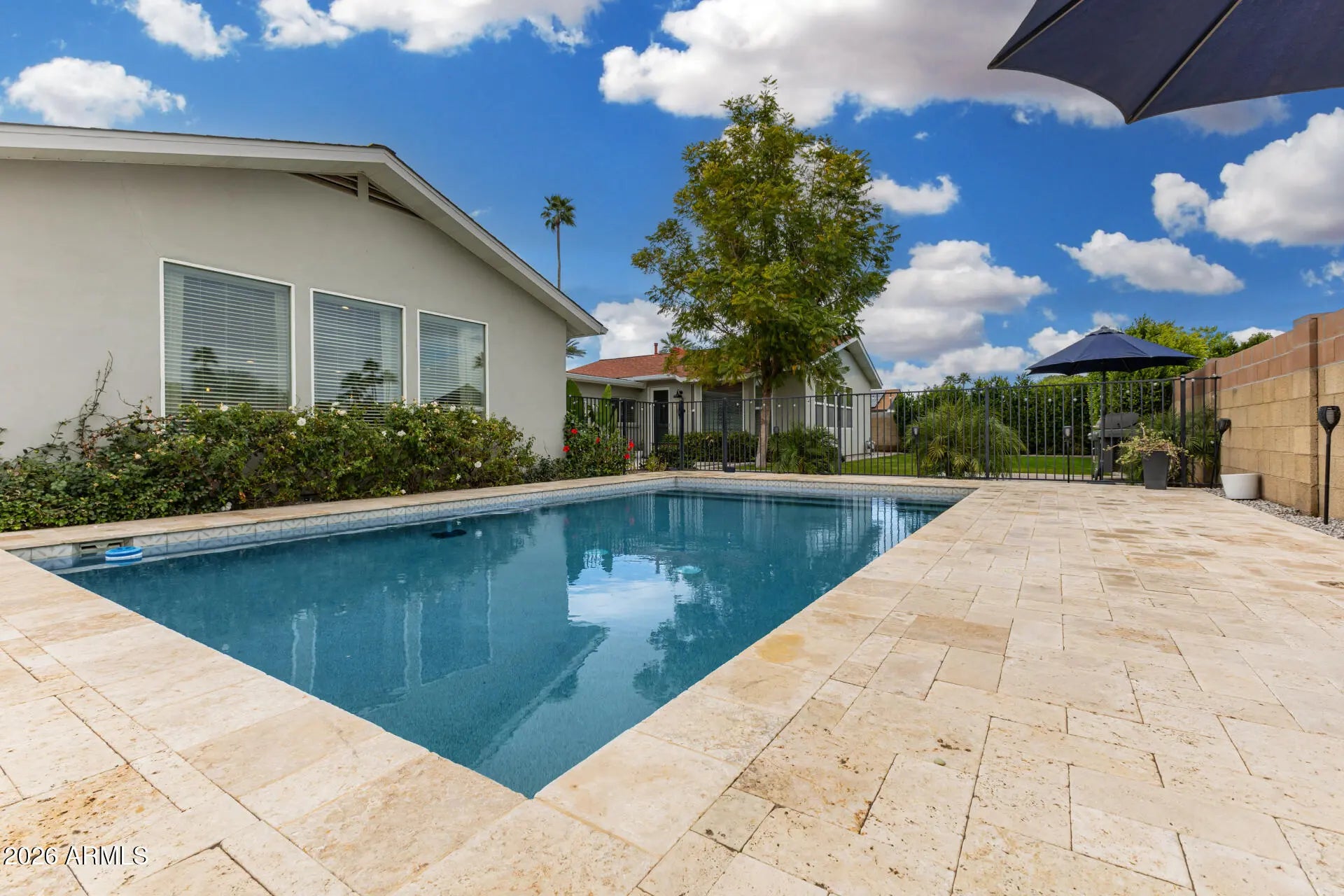 Photo of Listing #6977915