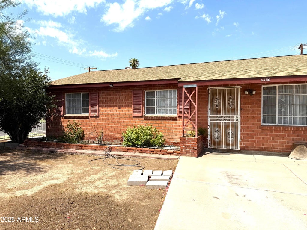 4450 W Weldon Avenue, Phoenix