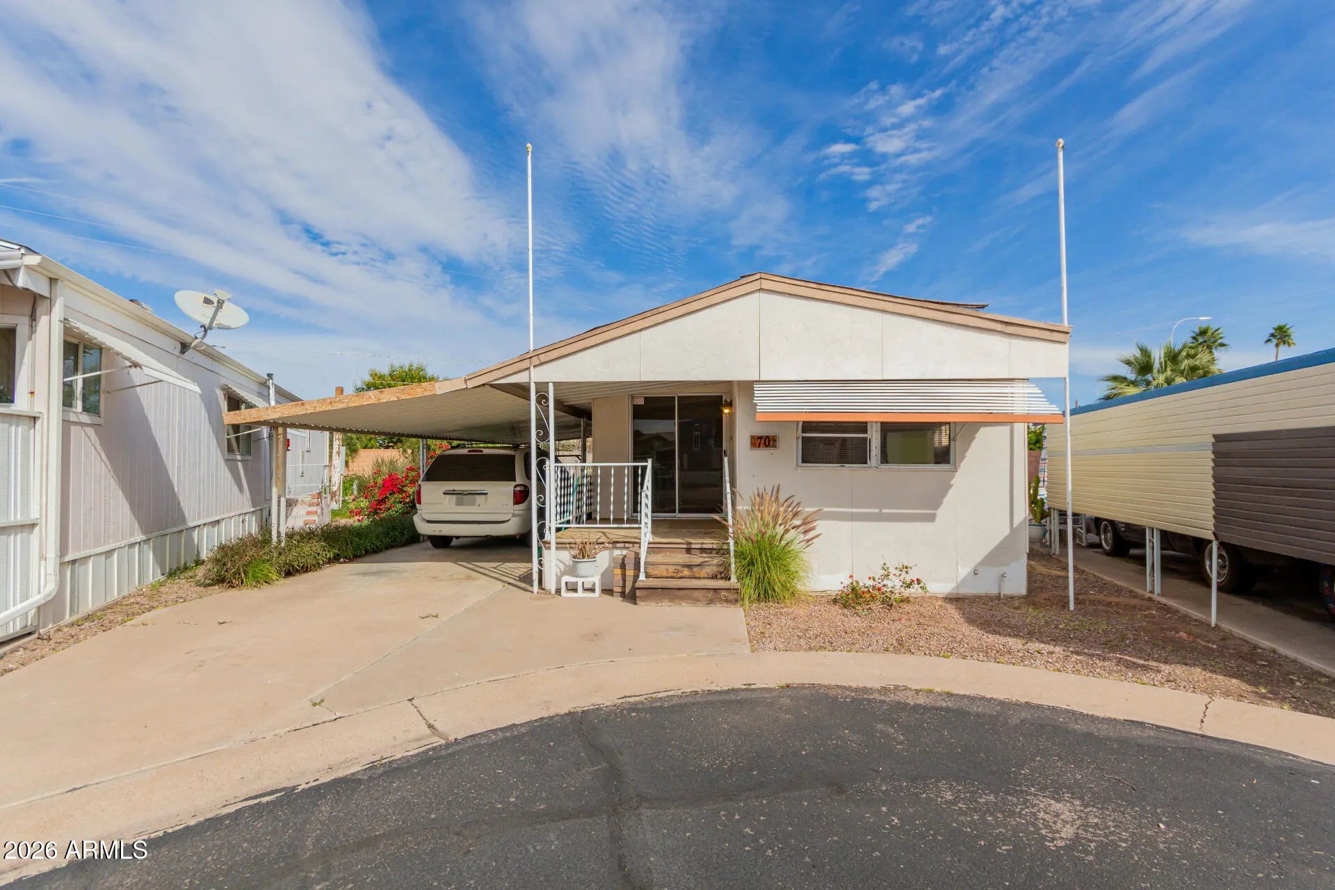 Photo of Listing #6978047