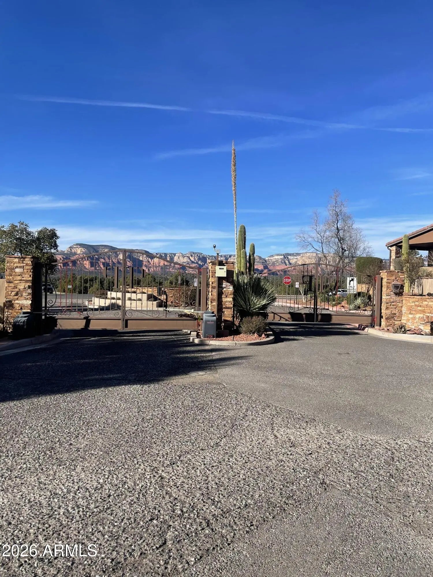 Photo of Listing #6978318