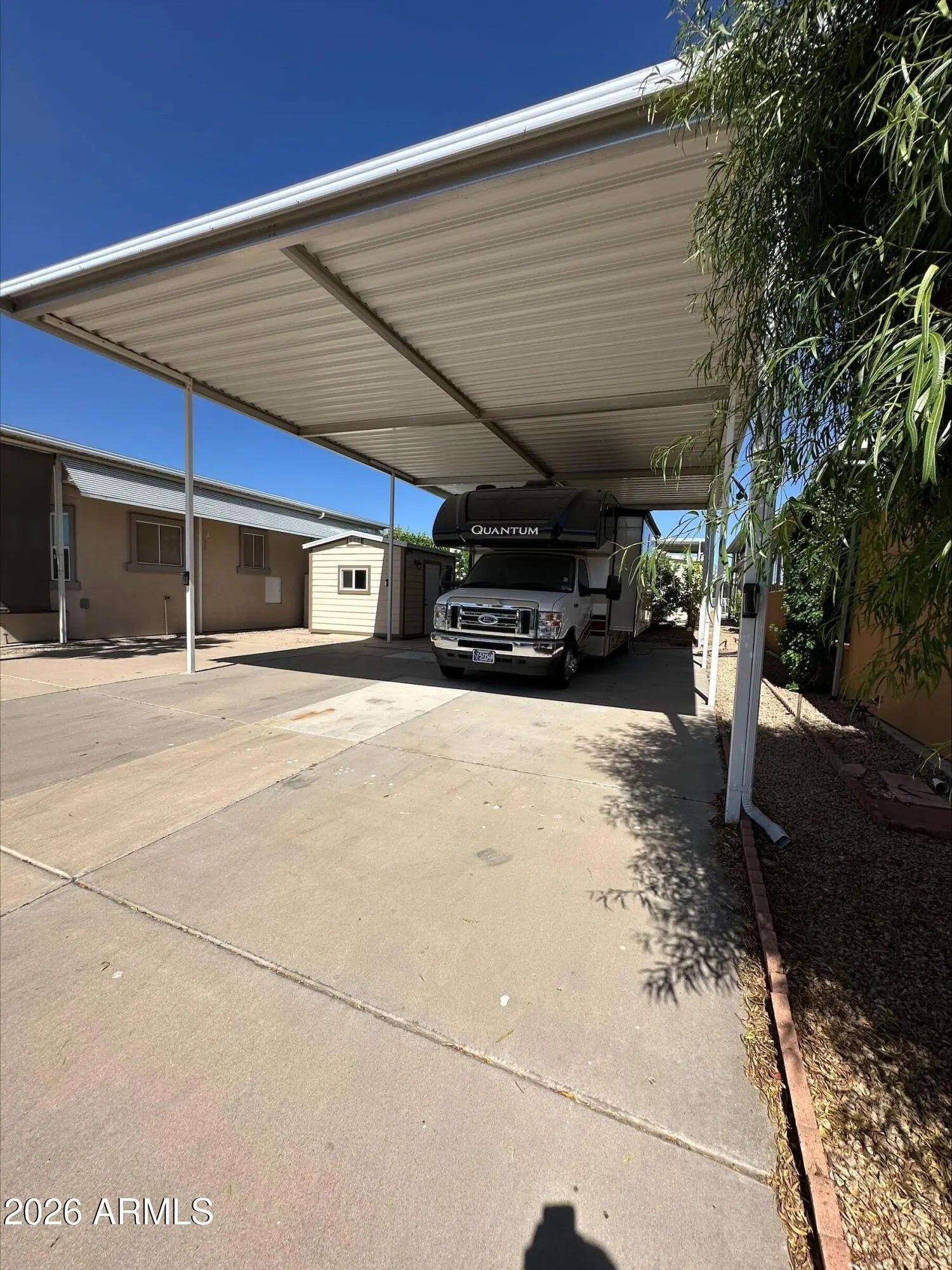 Photo of Listing #6978244