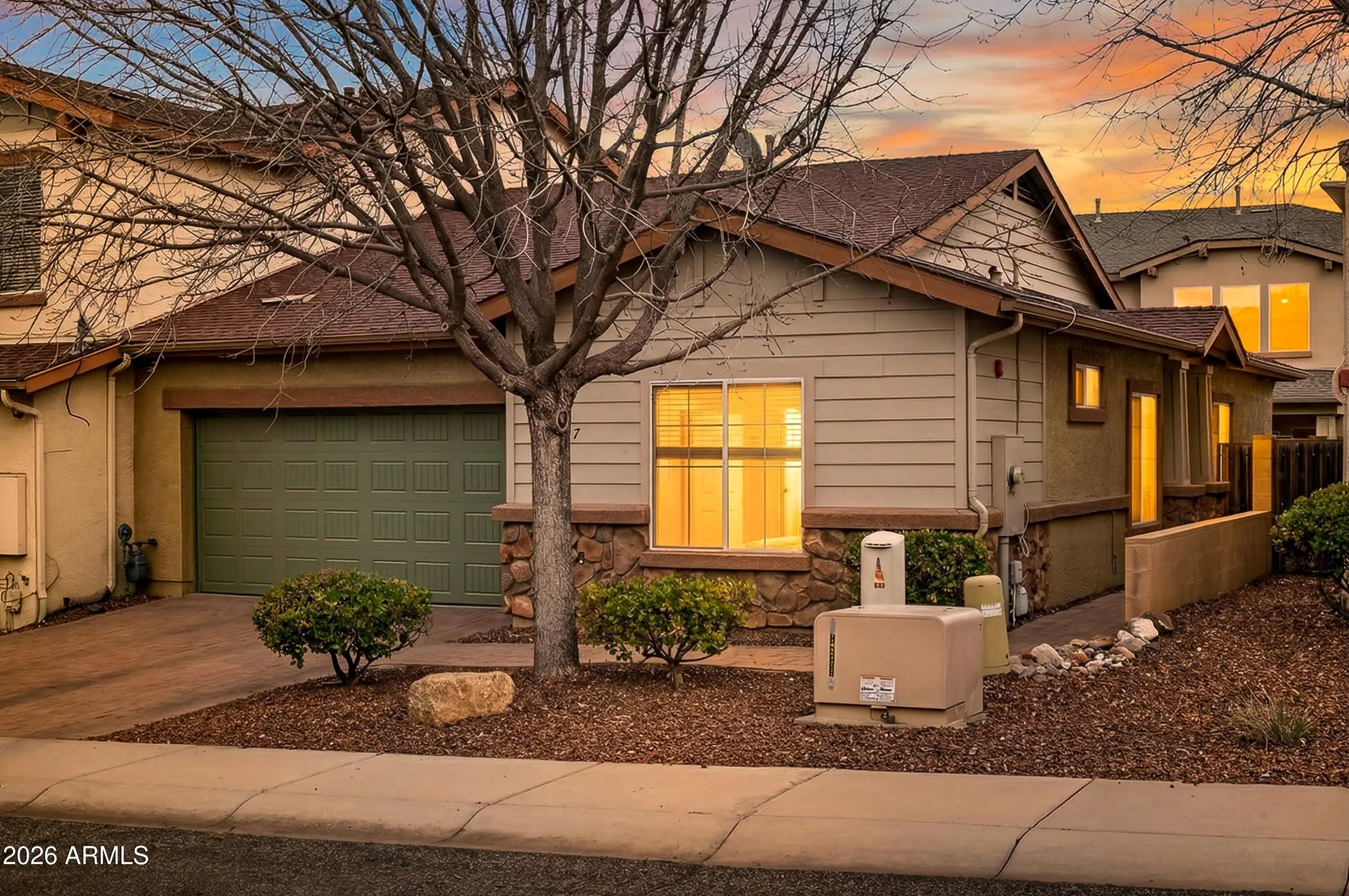 Photo of Listing #6984026