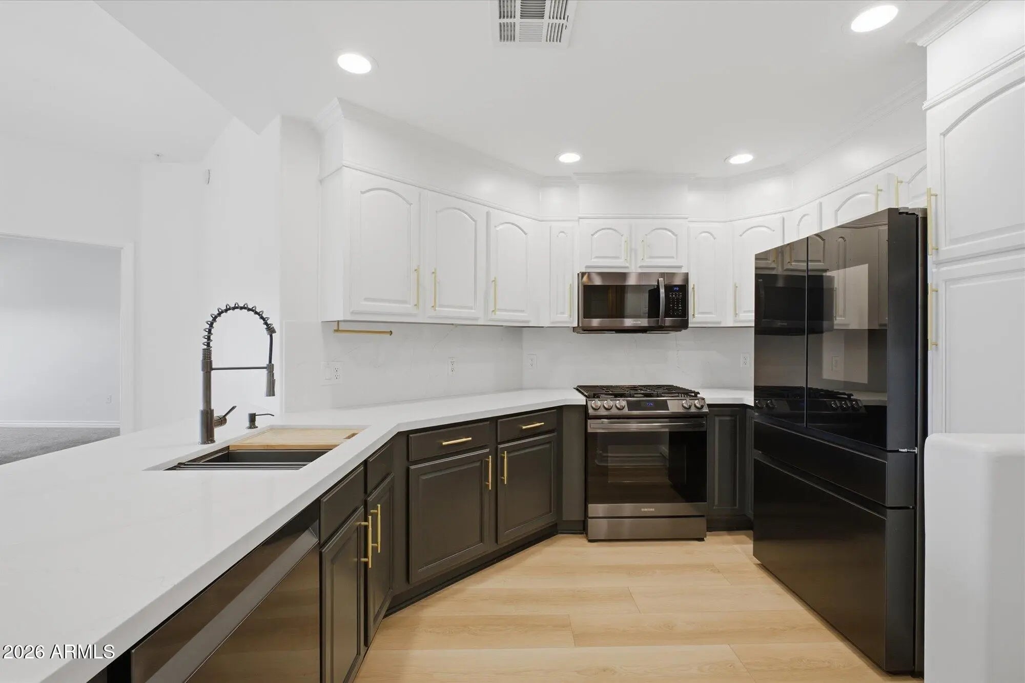 Photo of Listing #6979769