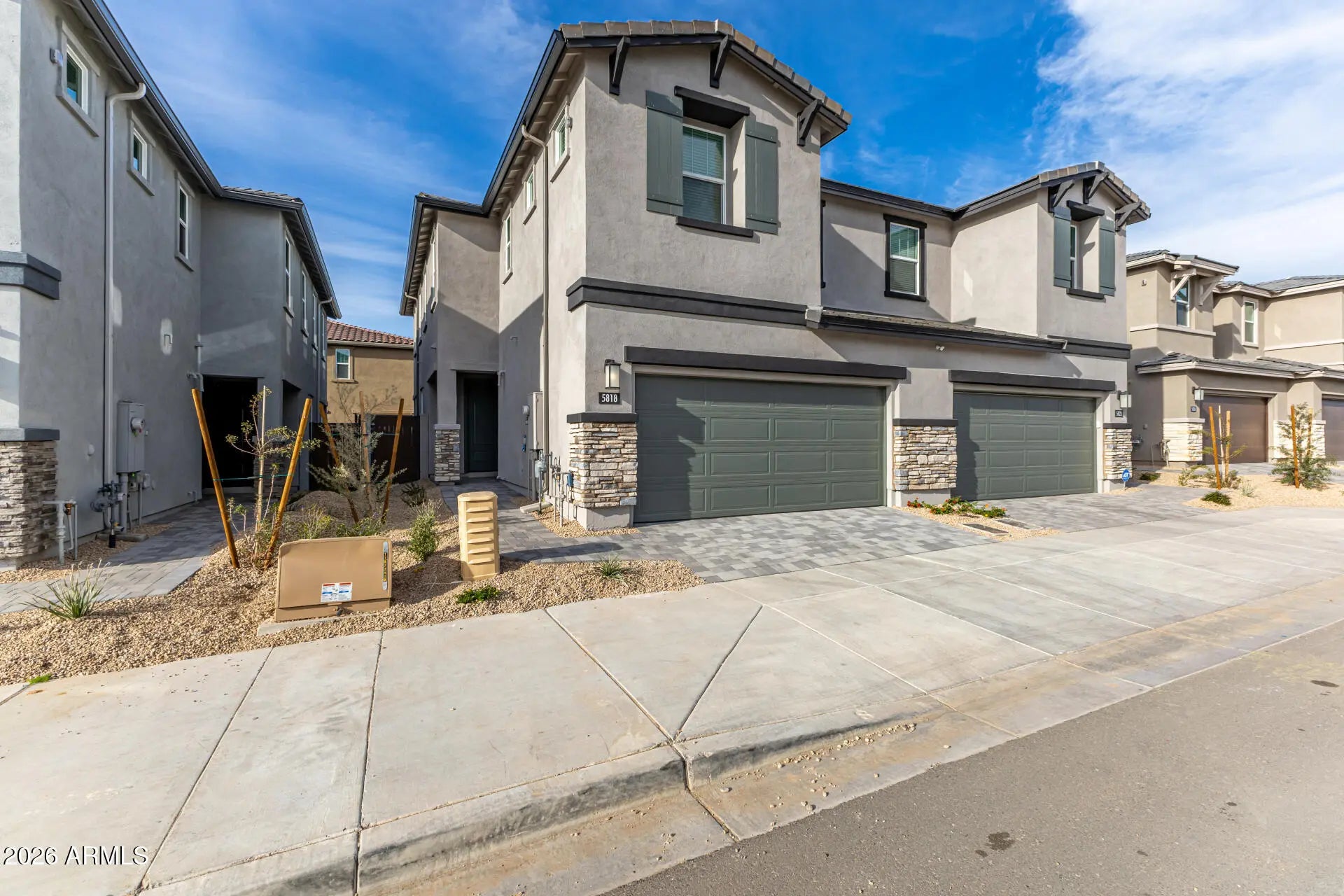 Photo of Listing #6980795