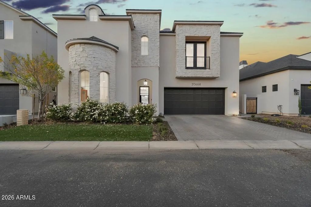 20668 E Natalie Way, Queen Creek