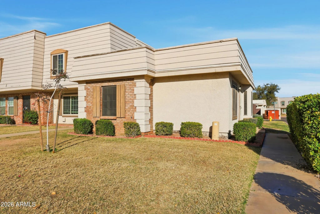 1033 E Bendix Drive, Tempe