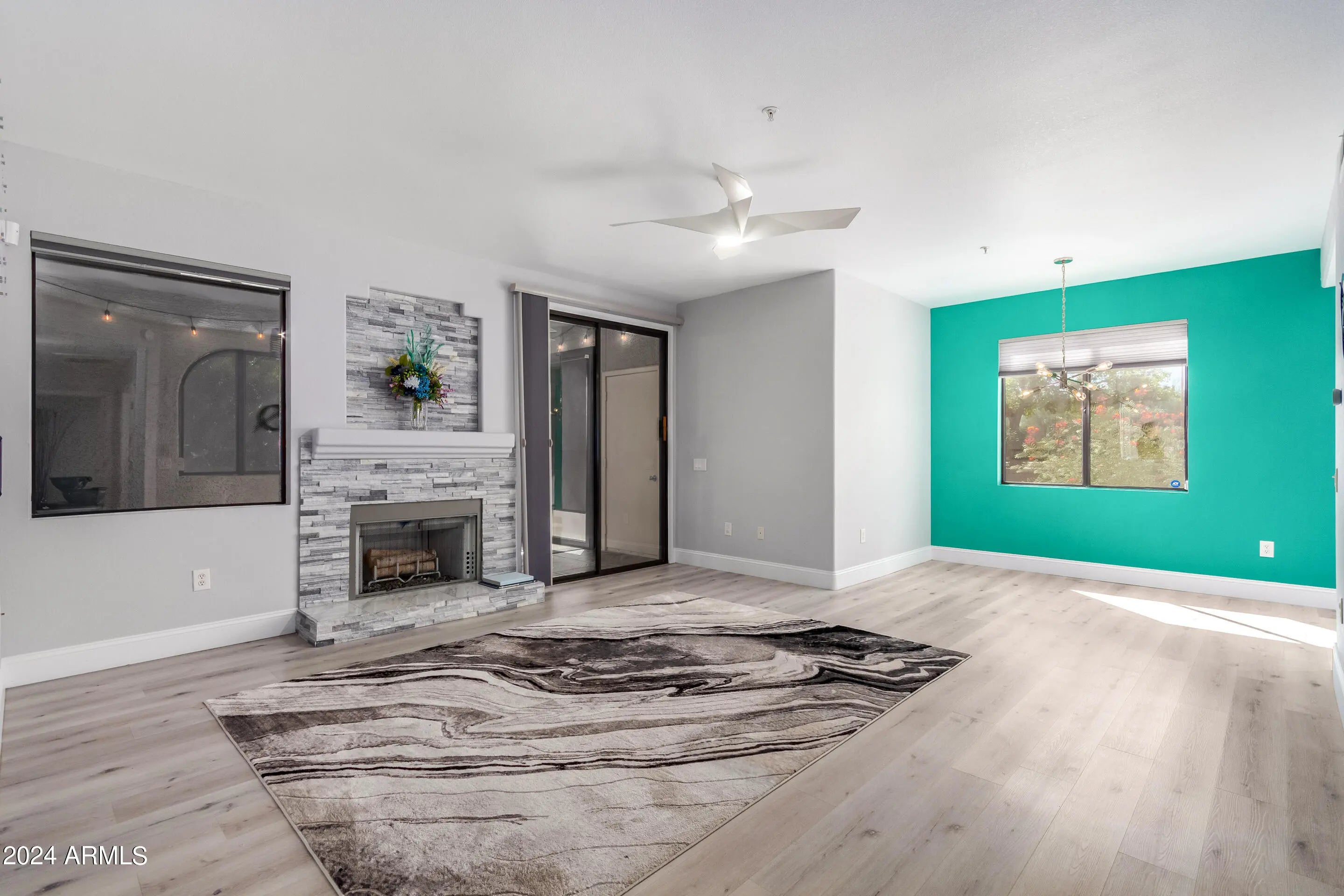 Photo of Listing #6990862