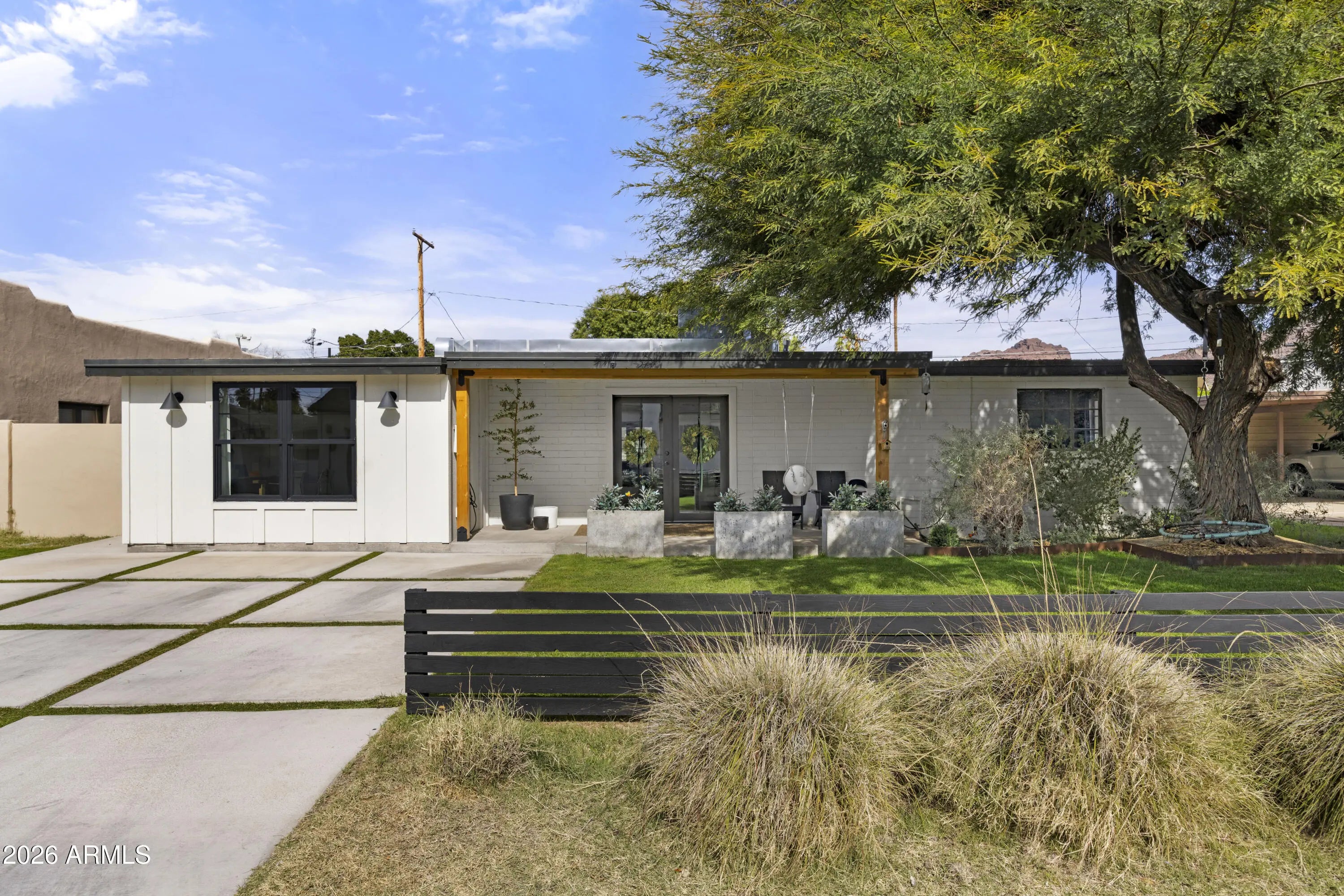 Photo of Listing #6980493