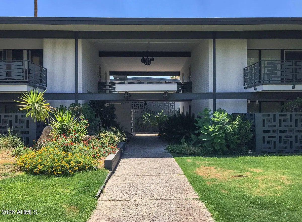 Photo of Listing #6979547