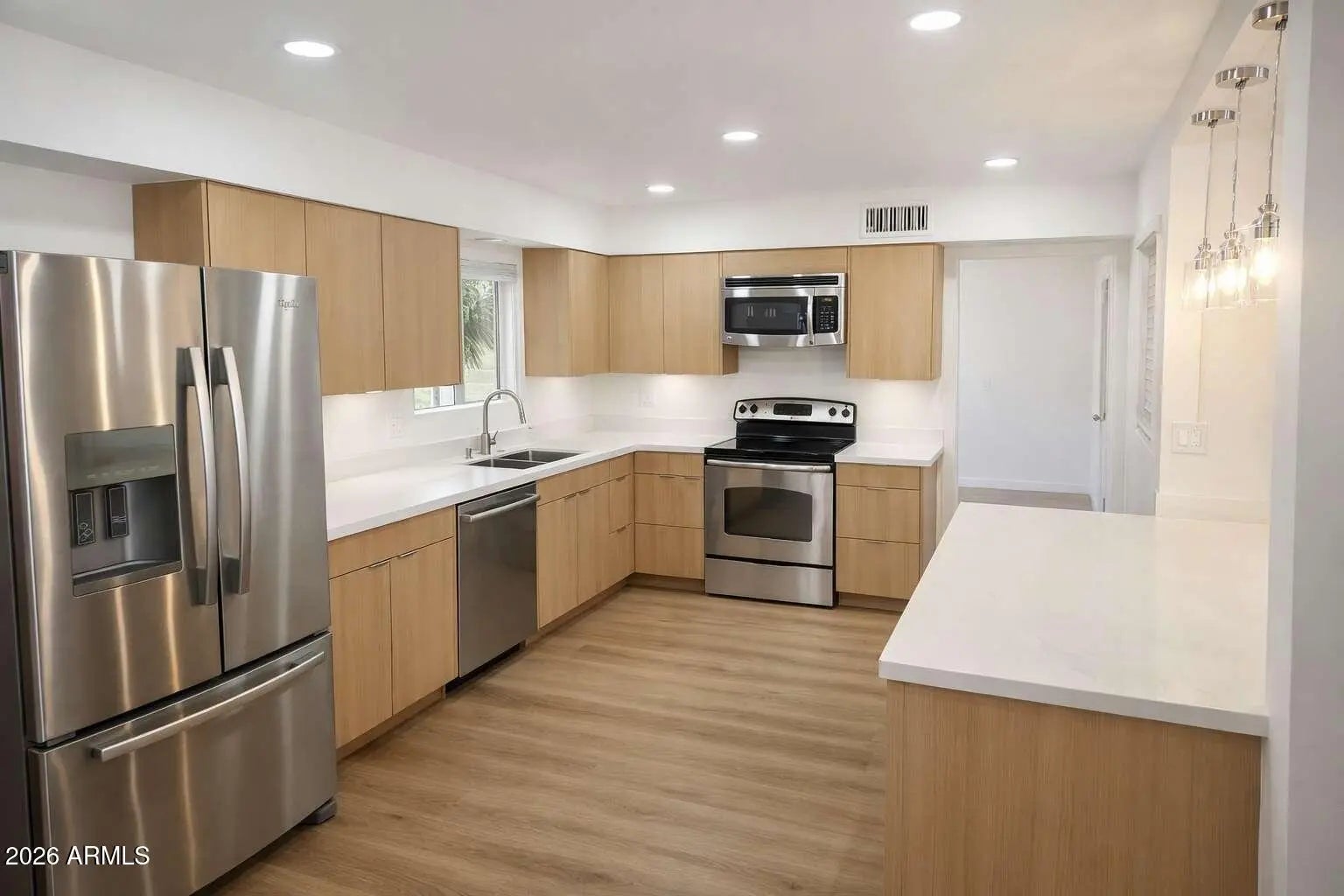 Photo of Listing #6978653