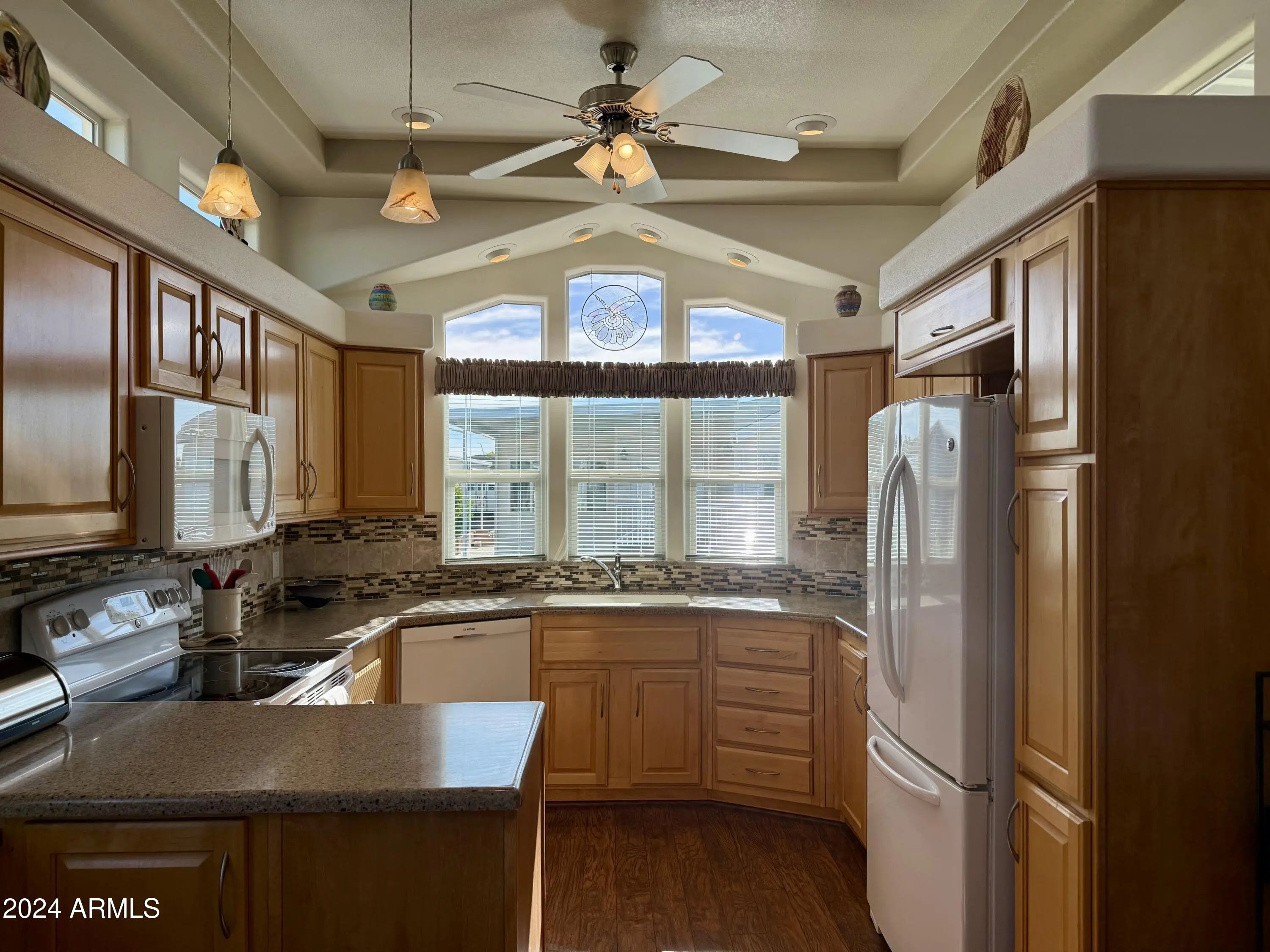 Photo of Listing #6978662