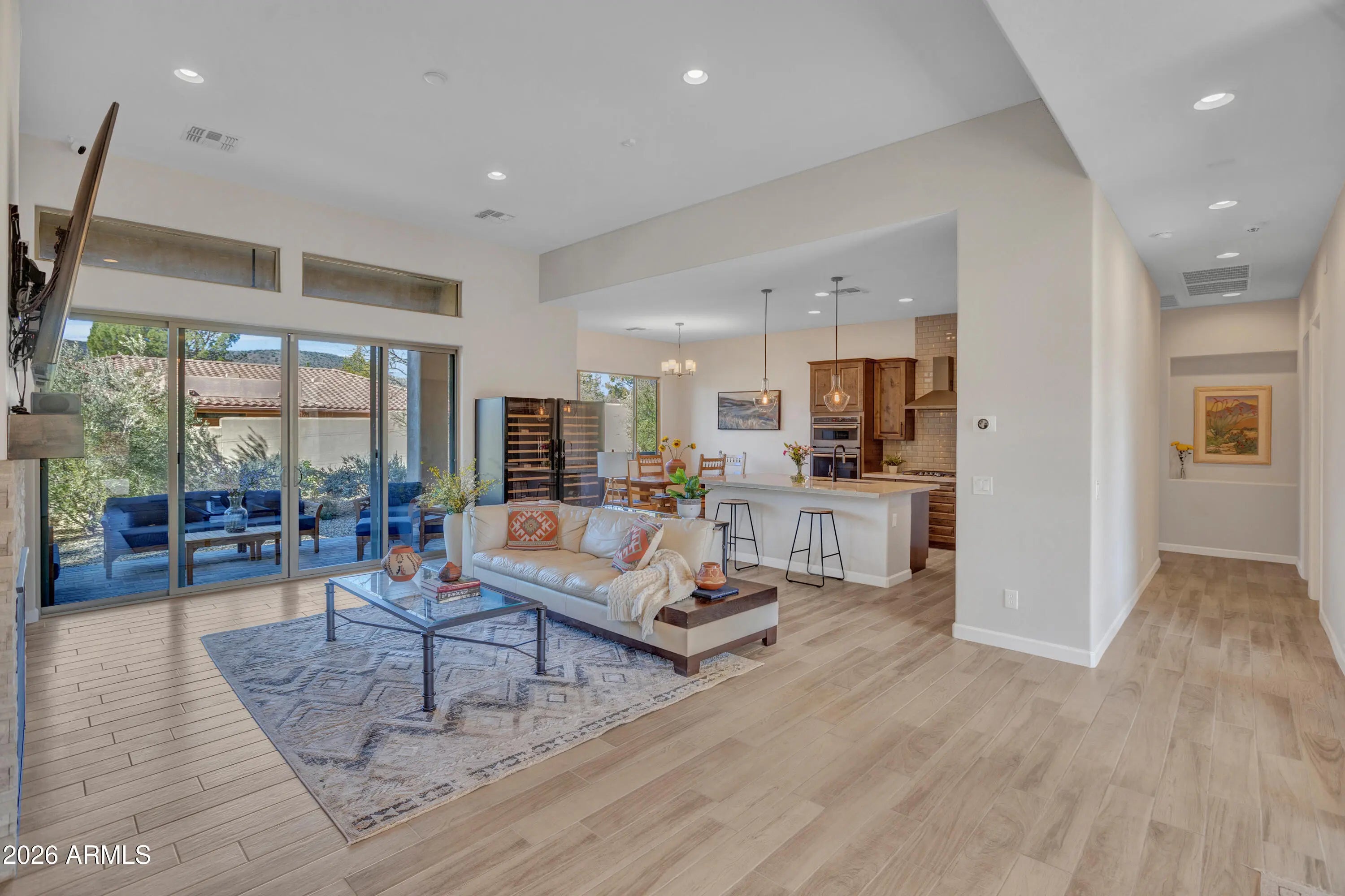 Photo of Listing #6982690