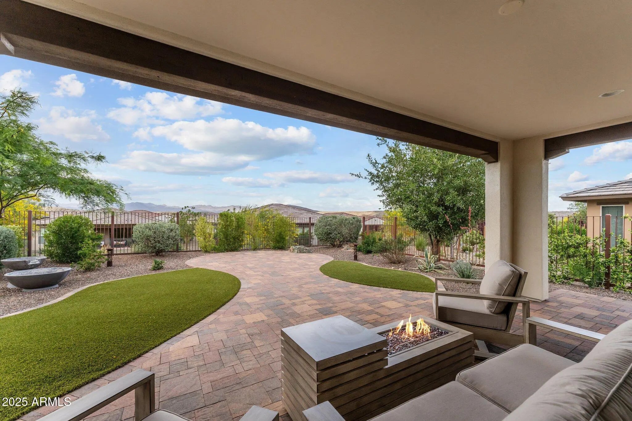 Photo of Listing #6979602