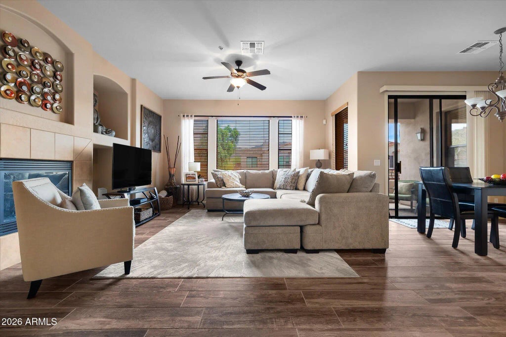 7445 E Eagle Crest Drive (unit 1116), Mesa