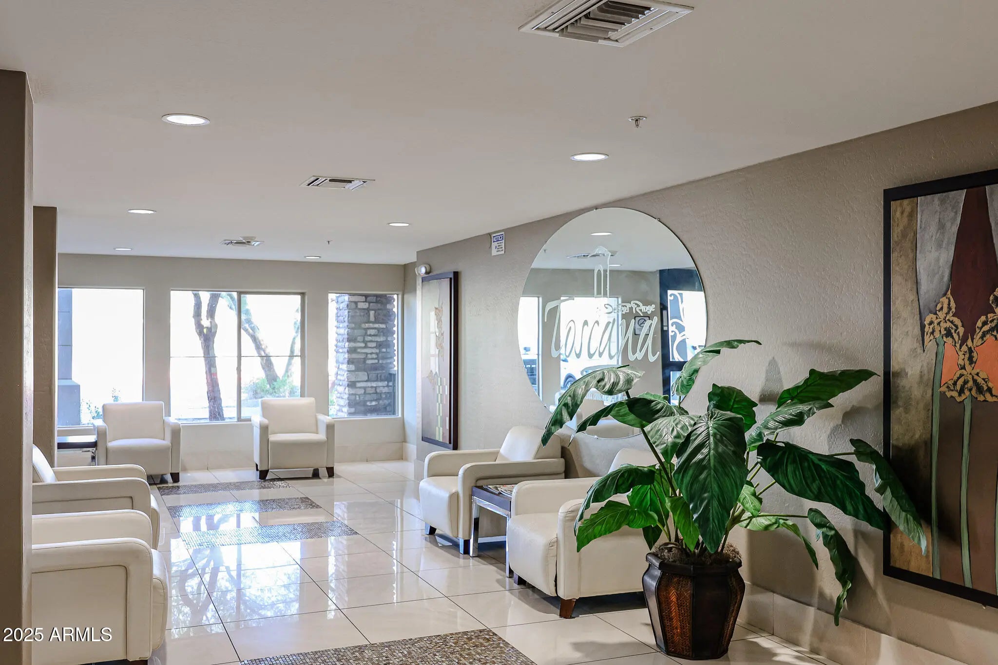 Photo of Listing #6980820