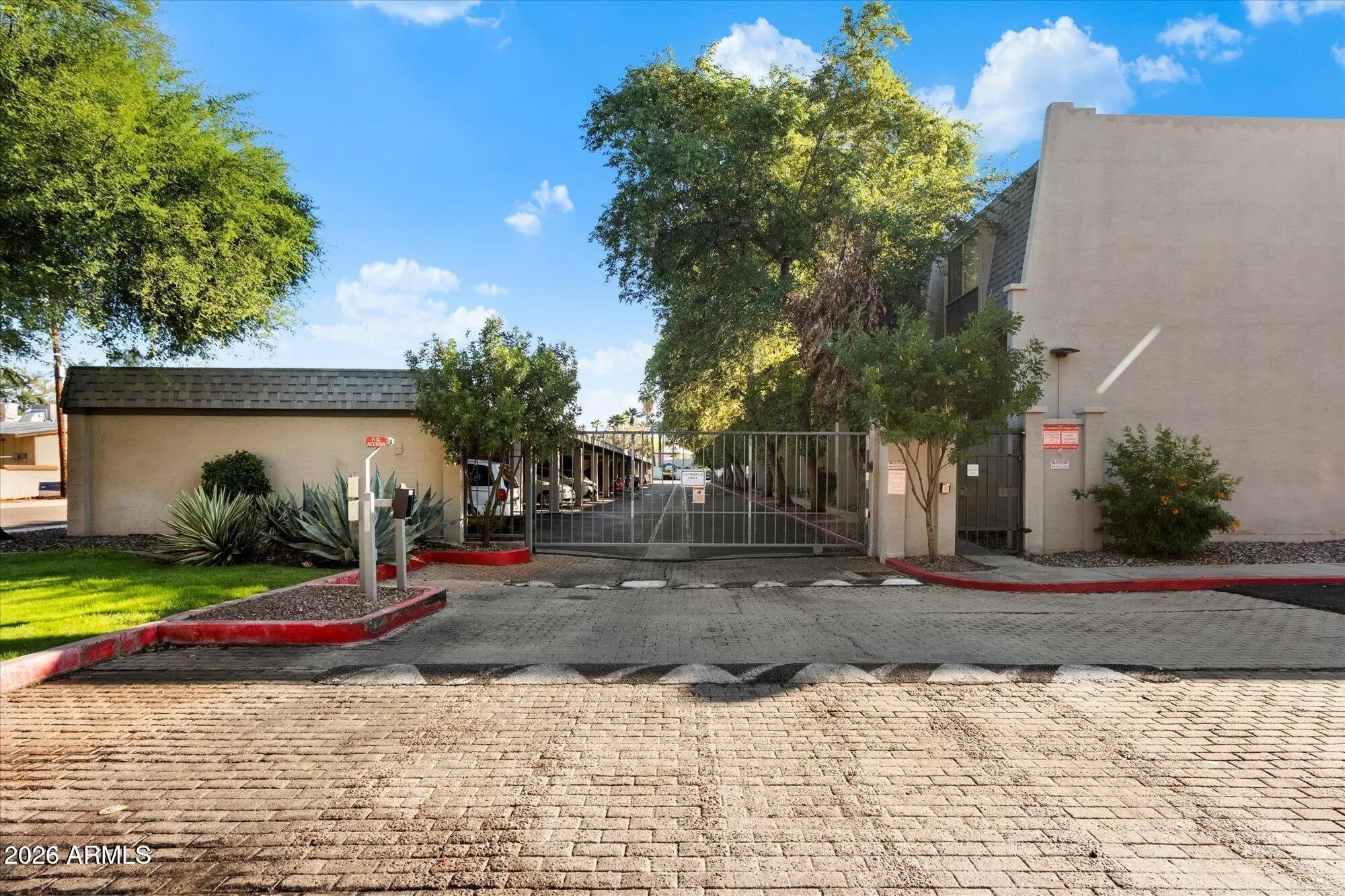 Photo of Listing #6981397