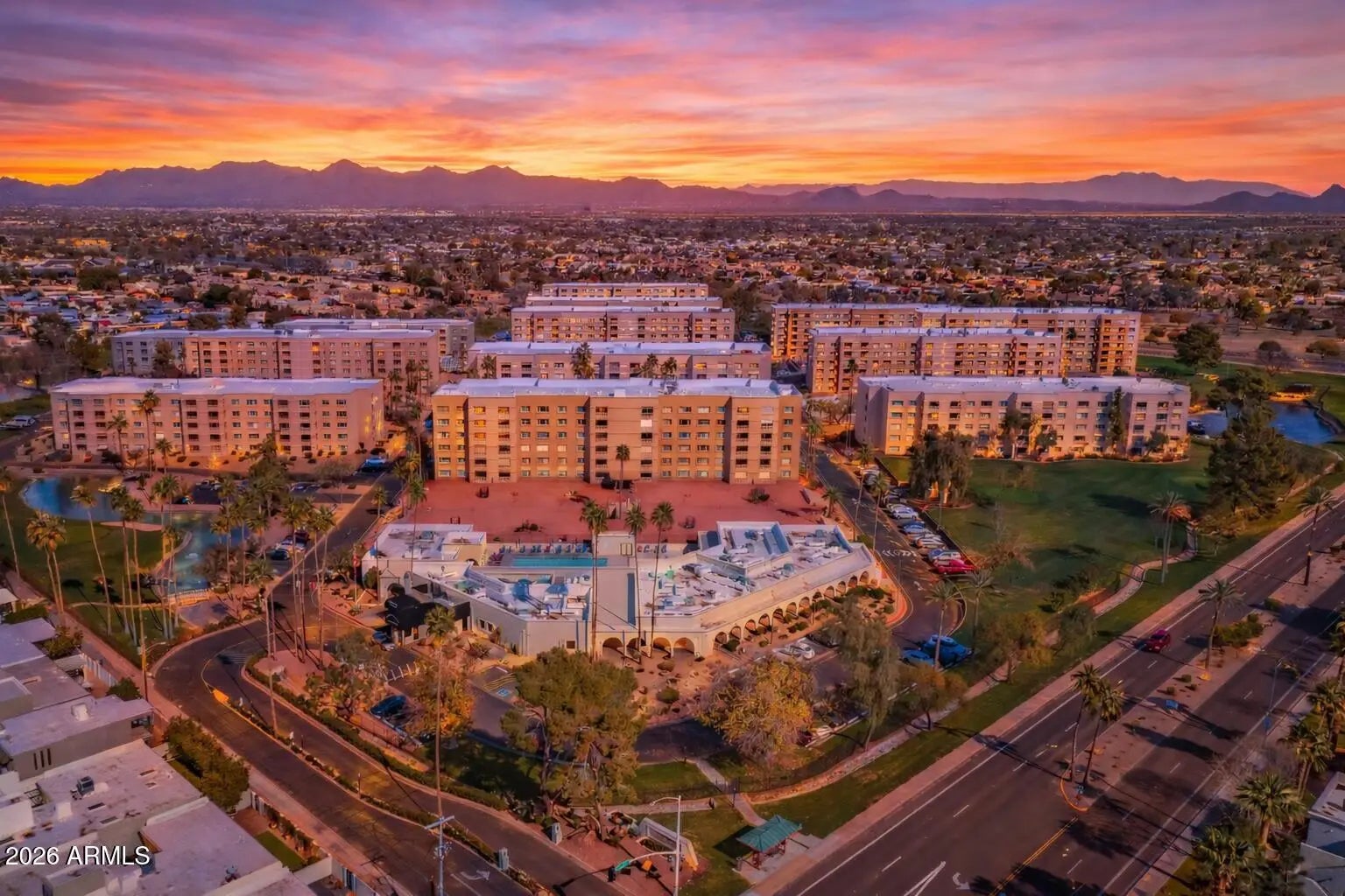 Photo of Listing #6979402