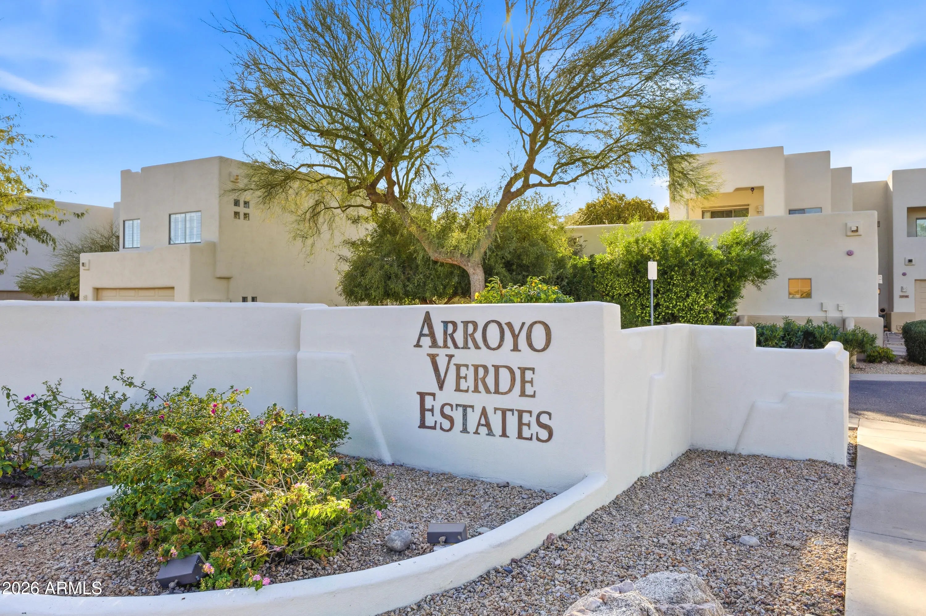 Photo of Listing #6979247