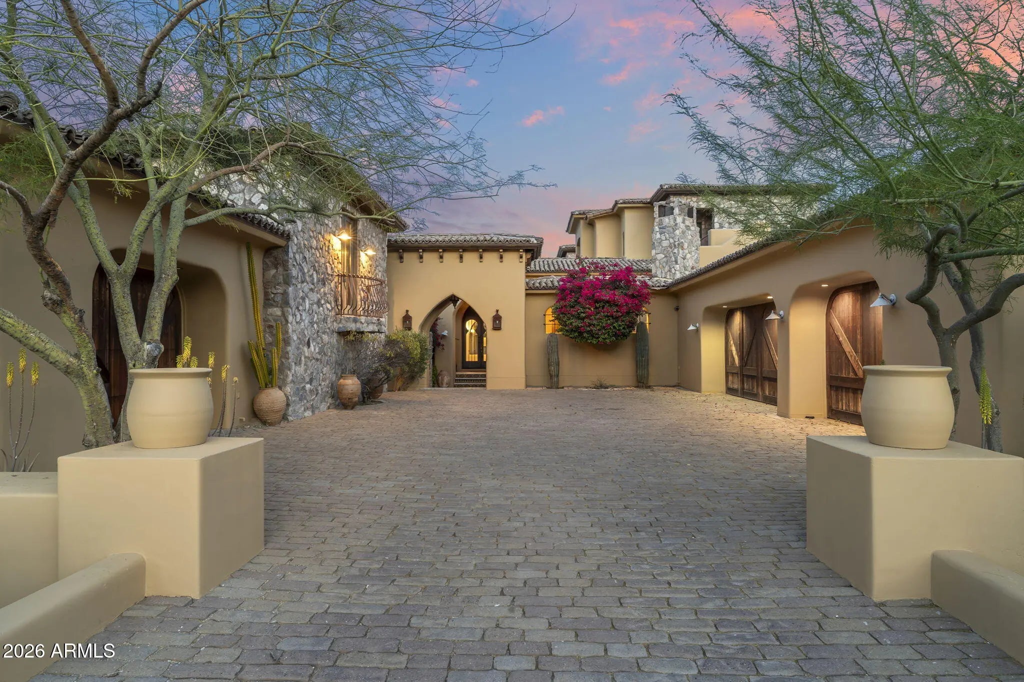 Photo of Listing #6988257