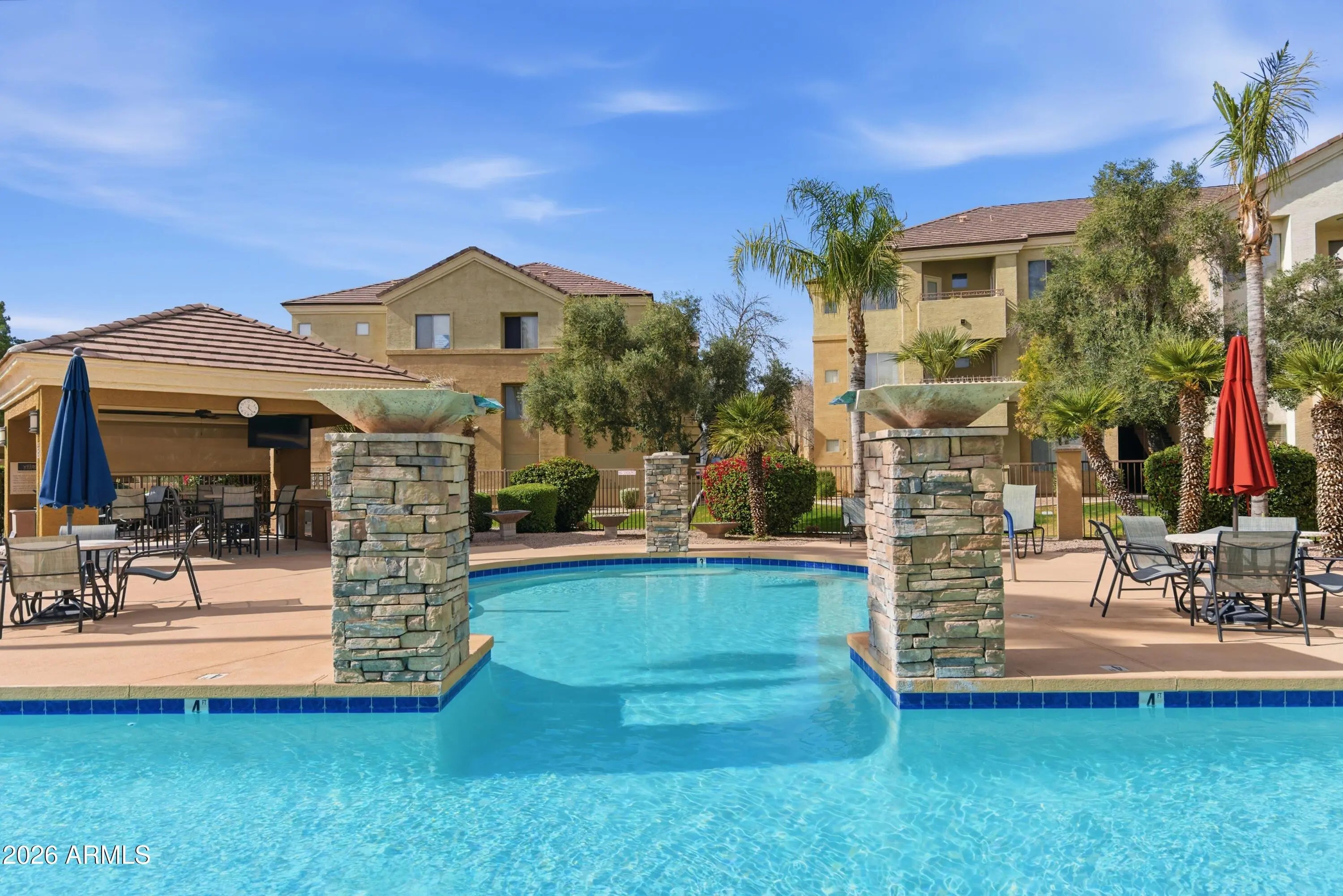 Photo of Listing #6979597