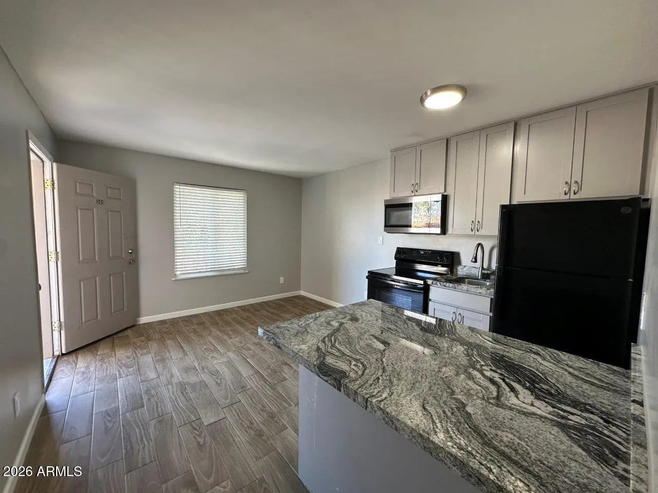 Photo of Listing #6979364