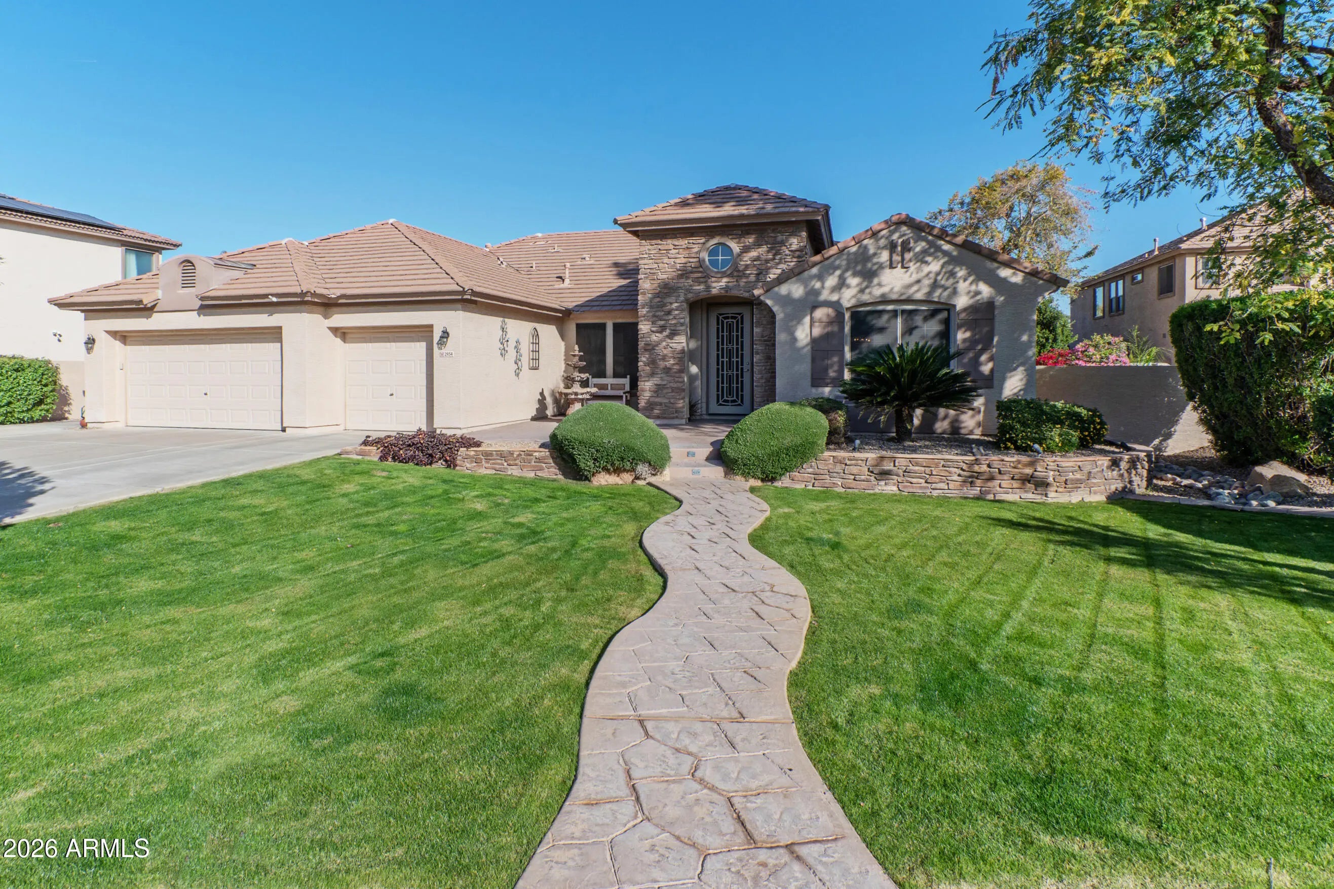 Photo of Listing #6979942