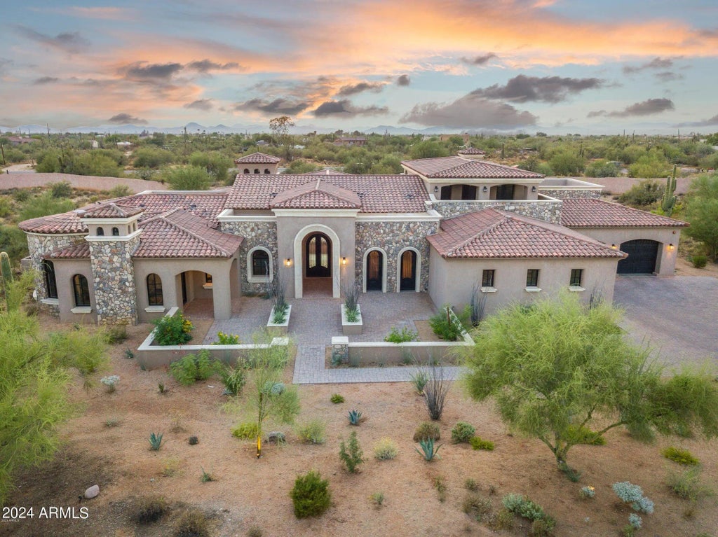 7254 E Sonoran Trail, Scottsdale