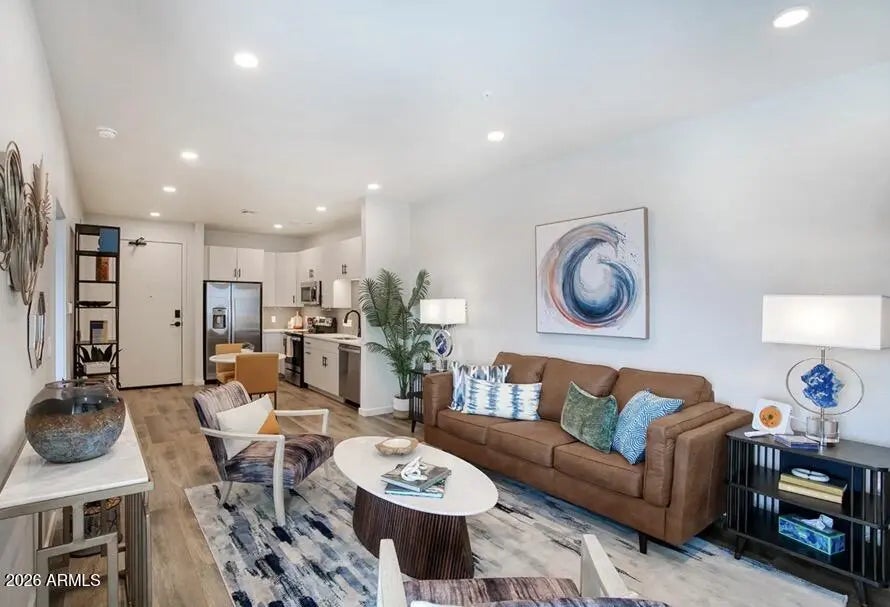 Photo of Listing #6979505