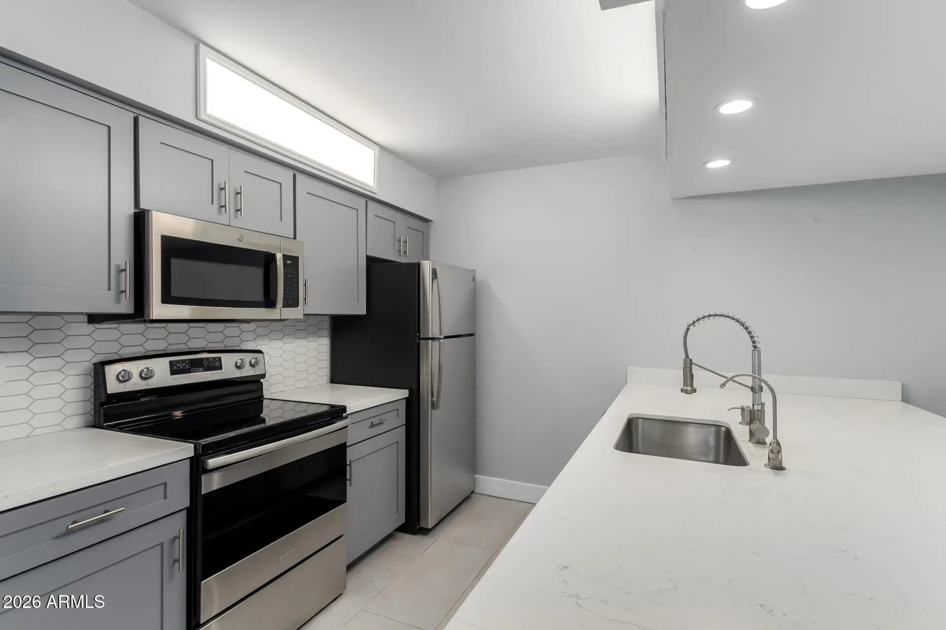 Photo of Listing #6979957