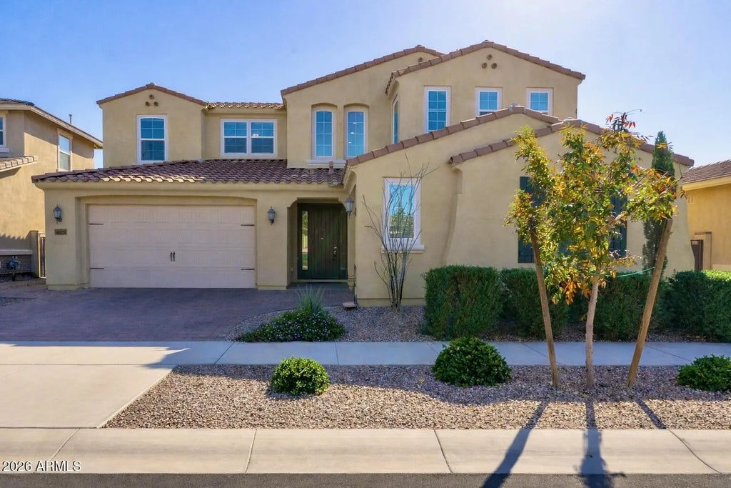 10539 E Hawk Avenue, Mesa