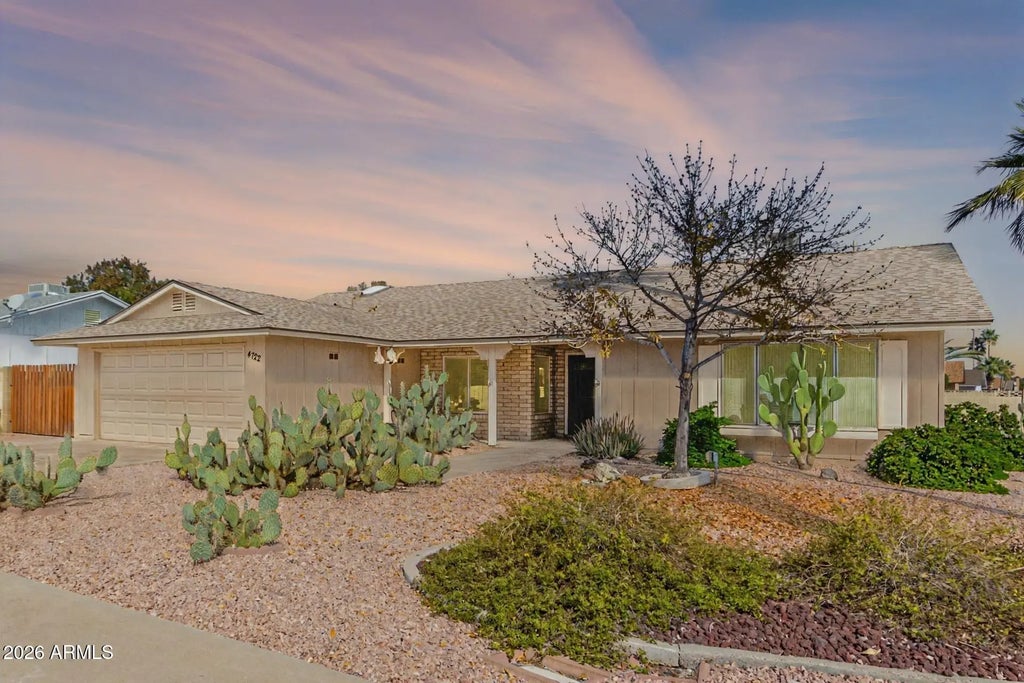 4722 E Wintu Way, Phoenix