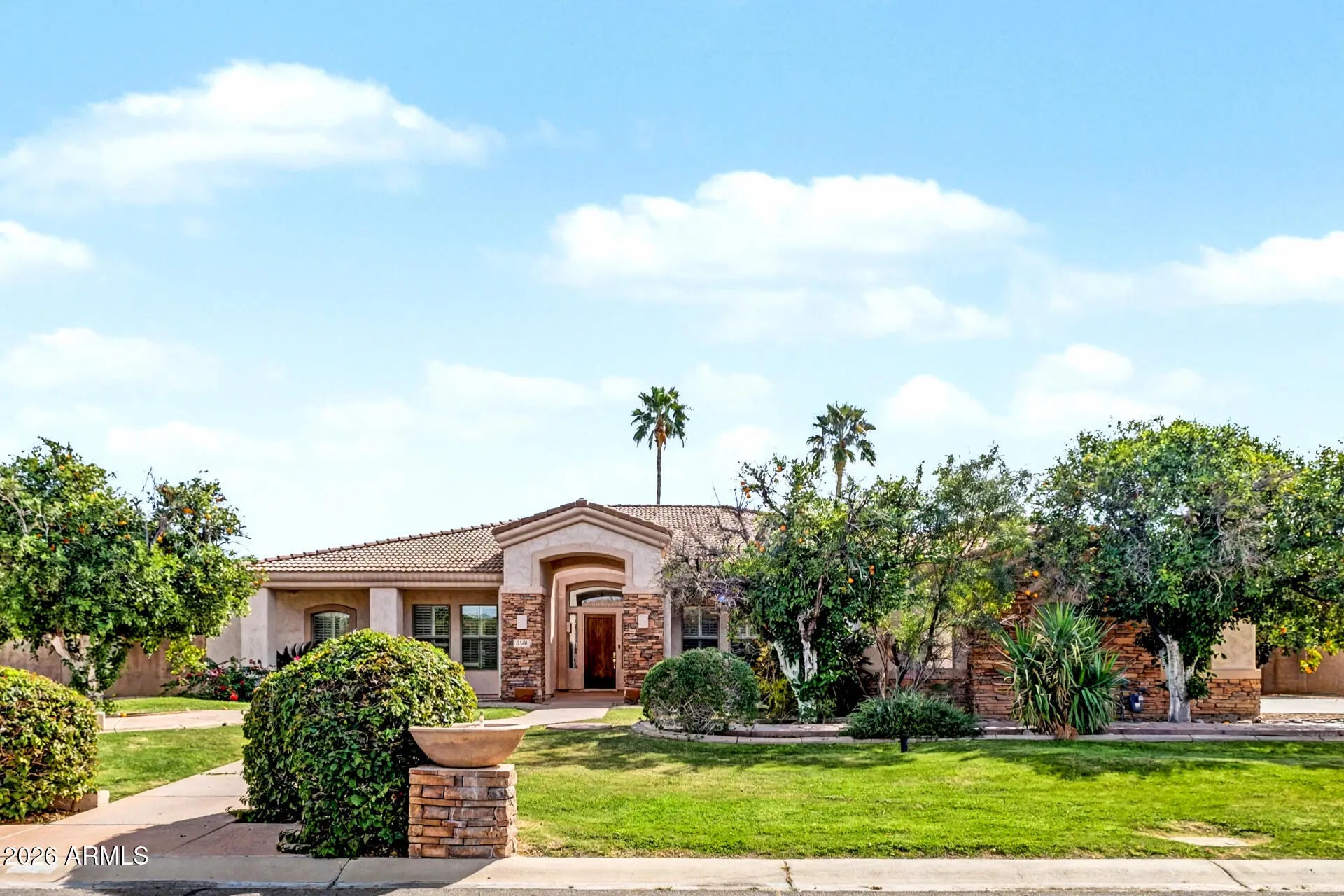 Photo of Listing #6979703