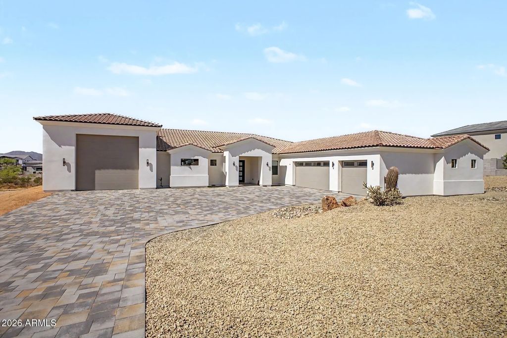 612 E Amber Sun Drive, Phoenix