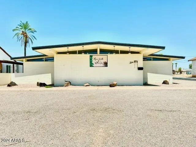 Photo of Listing #6979710