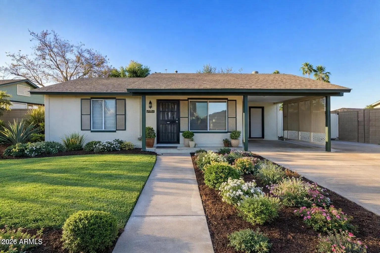 Photo of Listing #6979869