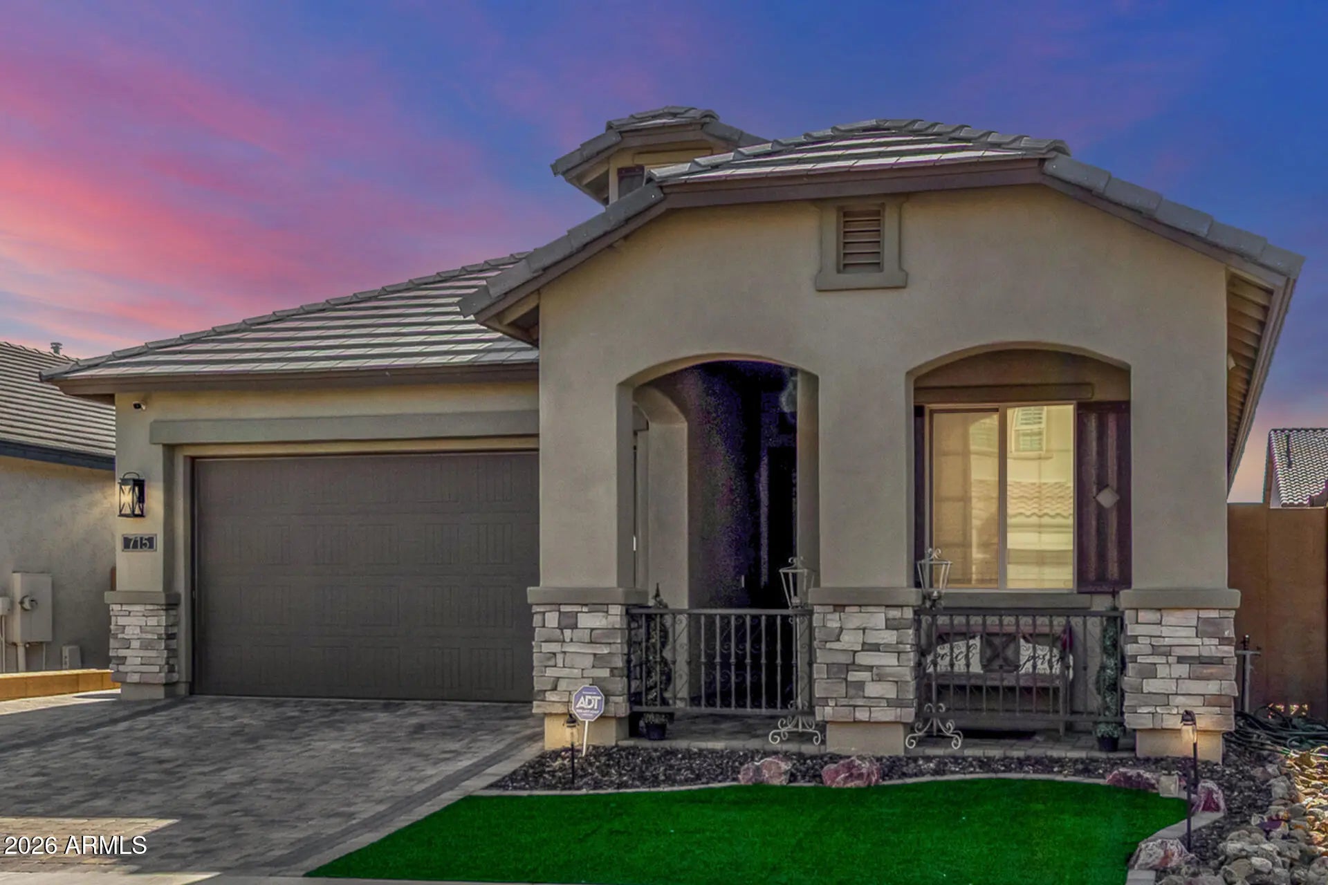 Photo of Listing #6980550